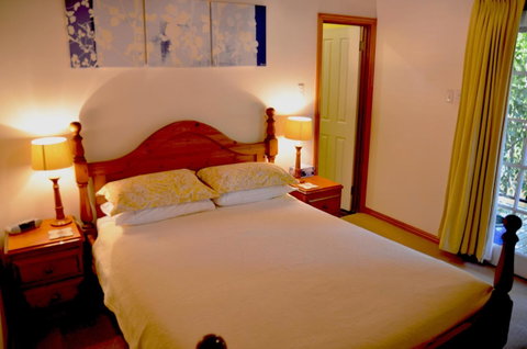 RoseMoore Bed & Breakfast - Holiday Find 10