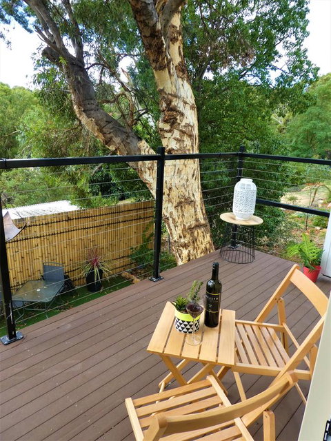 Treetops Cottage - Holiday Find 28