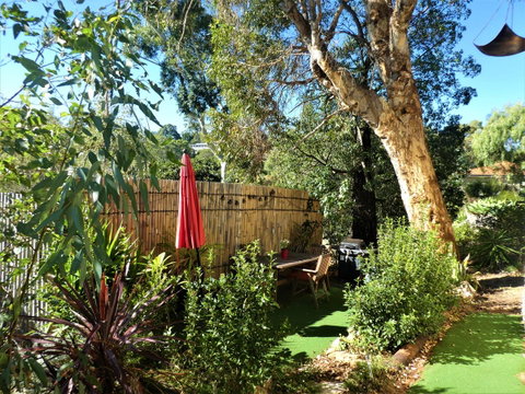 Treetops Cottage - Holiday Find 8