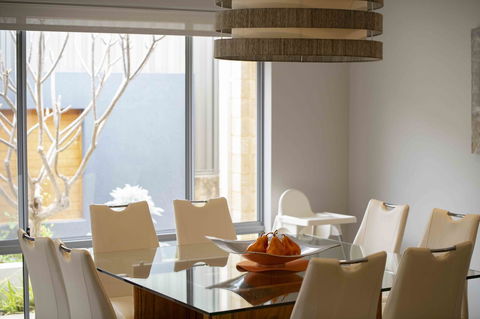 Magnificent Beach Retreat - Holiday Find 30