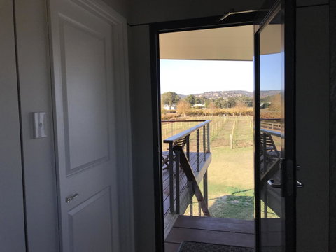 Lot113 Vineyard Accommodation - Holiday Find 1