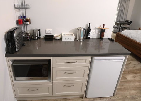 Lot113 Vineyard Accommodation - Holiday Find 2