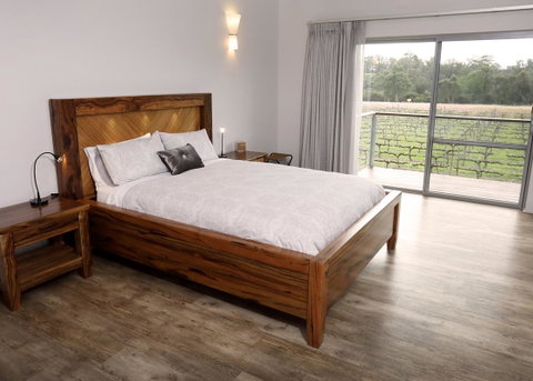 Lot113 Vineyard Accommodation - Holiday Find 4