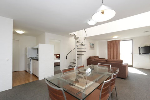 Atrium Hotel Mandurah - Holiday Find 17