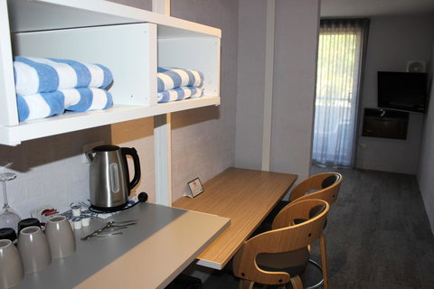 Atrium Hotel Mandurah - Holiday Find 11