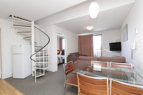 Atrium Hotel Mandurah - Holiday Find 21