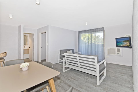 Atrium Hotel Mandurah - Holiday Find 25