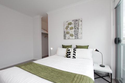 188 Apartments - Holiday Find 16