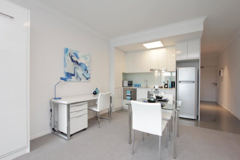 188 Apartments - Holiday Find 44