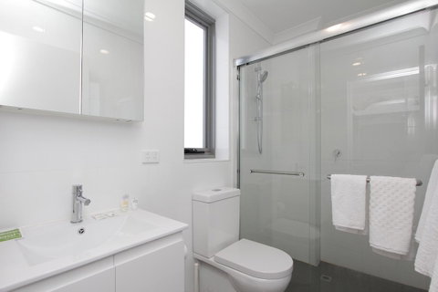188 Apartments - Holiday Find 17