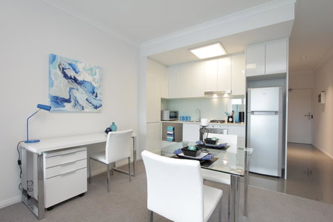 188 Apartments - Holiday Find 32