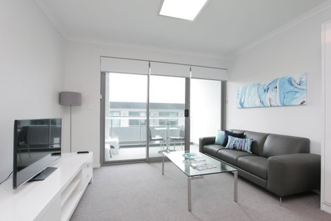 188 Apartments - Holiday Find 42