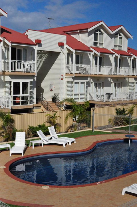 The Jetty Resort - Holiday Find 34