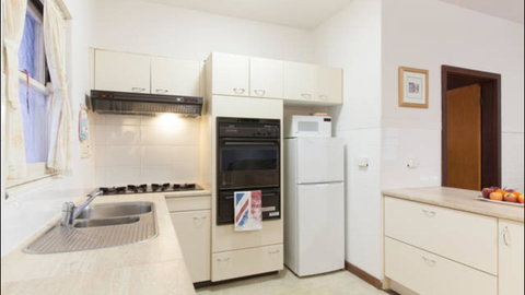 Broadway Apartments - Holiday Find 2