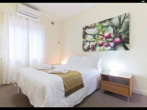Broadway Apartments - Holiday Find 36