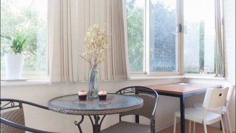 Broadway Apartments - Holiday Find 24