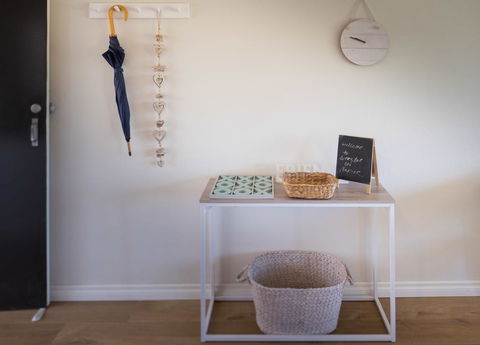 Cottesloe Beach On Napier - Holiday Find 8