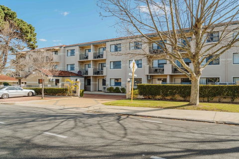 Canning Bridge Auto Lodge - Holiday Find 18
