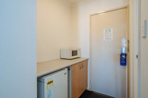 Canning Bridge Auto Lodge - Holiday Find 30