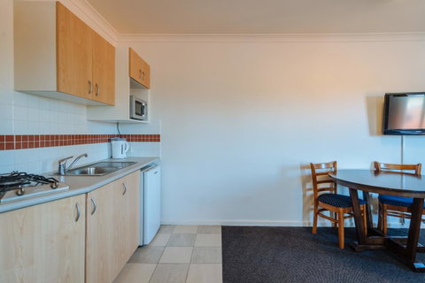 Canning Bridge Auto Lodge - Holiday Find 38