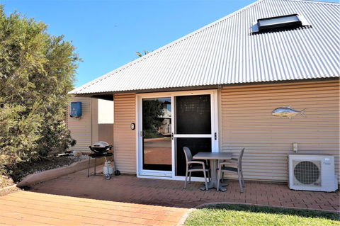 Osprey Holiday Village Unit 203 1 Bedroom - Holiday Find 1