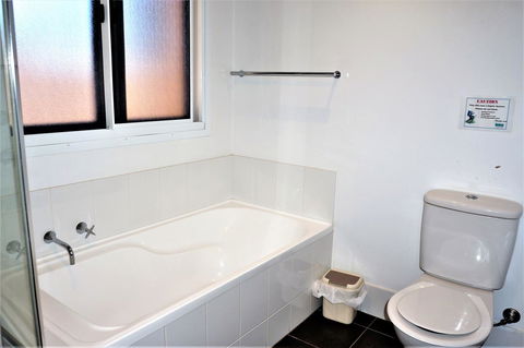 Osprey Holiday Village Unit 203 1 Bedroom - Holiday Find 10