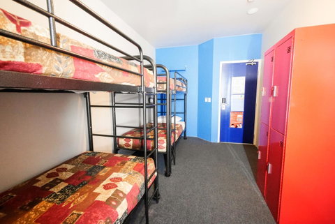 Perth City YHA - Holiday Find 24