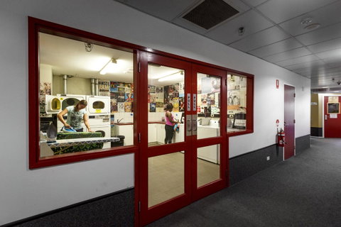 Perth City YHA - Holiday Find 36