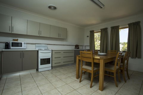 Kalbarri Murchison View Apartments - Holiday Find 30