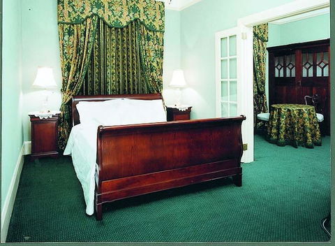 Clifton Motel & Grittleton Lodge - Holiday Find 2