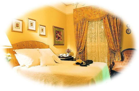 Clifton Motel & Grittleton Lodge - Holiday Find 1