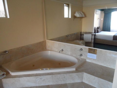 Clifton Motel & Grittleton Lodge - Holiday Find 28