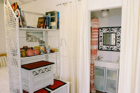 Garden Studio In Cottesloe - Holiday Find 5