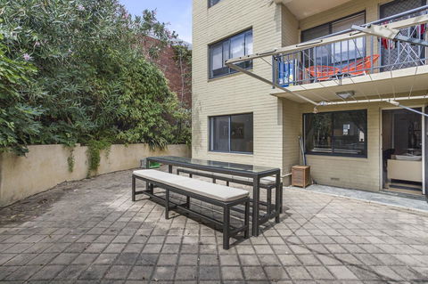 Gorgeous 26 1 Bed Designer Fitout Perfect Location - Holiday Find 11