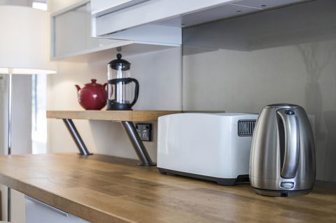 Gorgeous 26 1 Bed Designer Fitout Perfect Location - Holiday Find 18