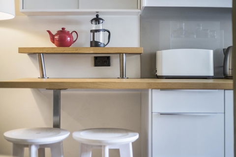 Gorgeous 26 1 Bed Designer Fitout Perfect Location - Holiday Find 19
