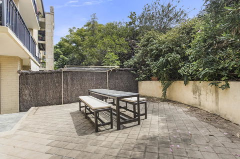 Gorgeous 26 1 Bed Designer Fitout Perfect Location - Holiday Find 21