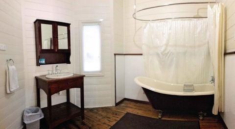 Hopetoun Motel & Chalet Village - Holiday Find 37