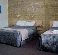 Hopetoun Motel  Chalet Village - Holiday Find