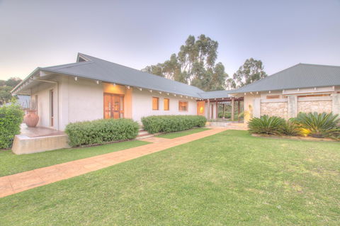 Moana Spa Villas - Prime Yallingup Location - Holiday Find 1