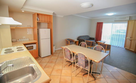 Esplanade Hotel Busselton - Holiday Find 14