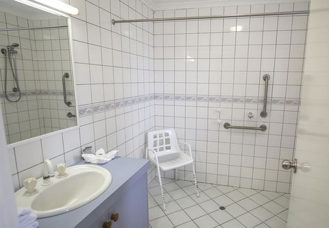 Esplanade Hotel Busselton - Holiday Find 34