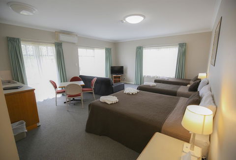 Esplanade Hotel Busselton - Holiday Find 35
