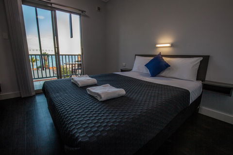 Beadon Bay Hotel - Holiday Find 4