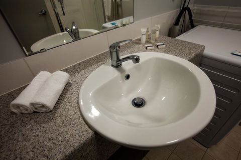 Beadon Bay Hotel - Holiday Find 10