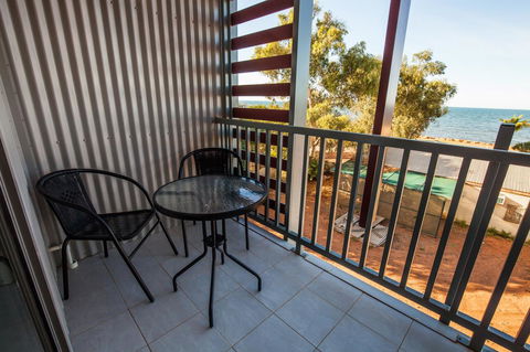 Beadon Bay Hotel - Holiday Find 7