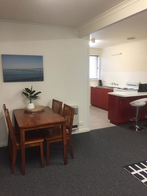 Old Pier Apartments - Holiday Find 5