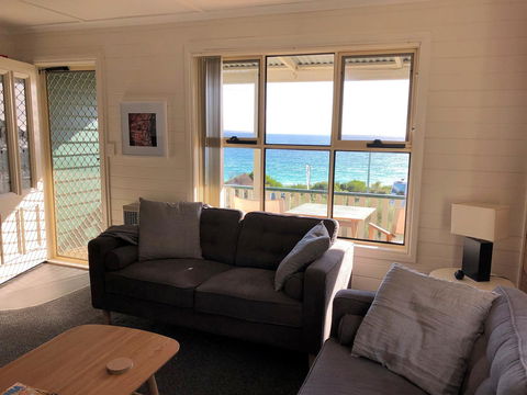 BINALONG BEACH COTTAGE Beachfront At Bay Of Fires Next To Restaurant - Holiday Find 12