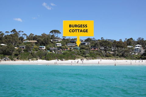 BINALONG BEACH COTTAGE Beachfront At Bay Of Fires Next To Restaurant - Holiday Find 0