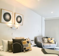 Sandy Bay Studio Apartment - Holiday Find